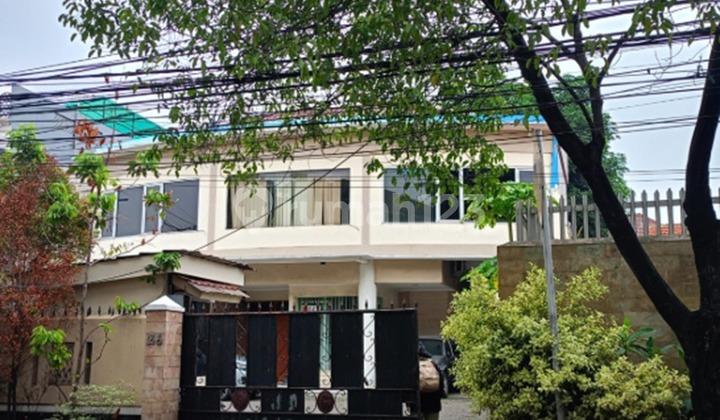 Spacious House in Kayu Putih - Strategic Location & High Investment Potential Spacious House in Kayu Putih - Strategic Location & High Investment Potential