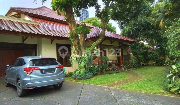 Asri, Spacious, Affordable House in Cilandak — Near Gandaria City & Pondok Indah