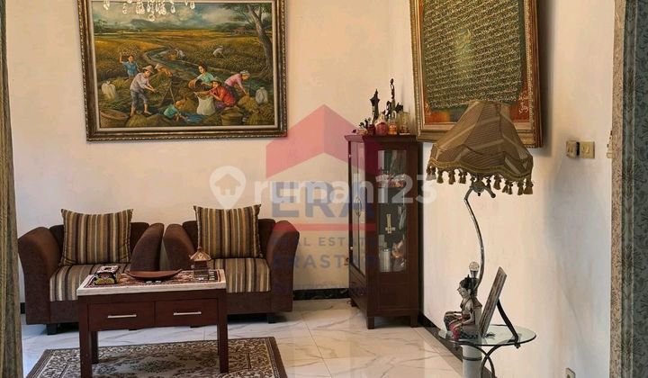 Rumah Strategis 2 Lantai di Cempaka Putih, Bebas Banjir, Harga Menarik Rumah Strategis 2 Lantai di Cempaka Putih, Bebas Banjir, Harga Menarik