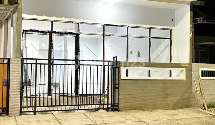 Modern Minimalist House for Sale on Jl Puri Beta Timur - Ciledug