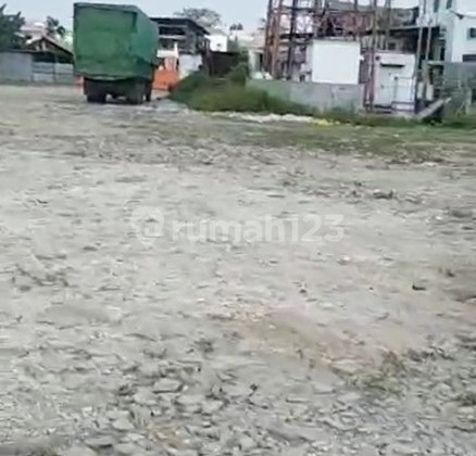 Cheap Rent for a Large 18600 Plot by Jl Raya Gatot Subroto