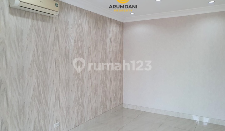 Disewakan Rumah Cantik Asridalam Compound Lokasi Strategis Dekat Sekolah Internasional dan Kuliner dan Dekat Kemang Raya Area Kemang Jakarta Selatan 2