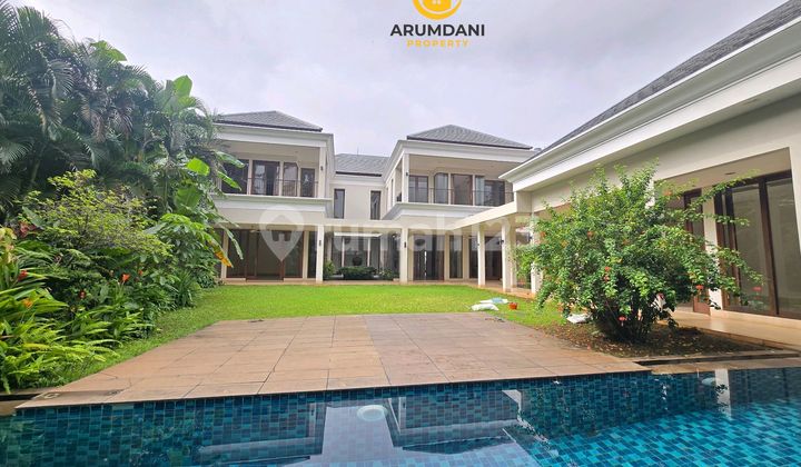 For Rent Beautiful Serene House Luxury Building Double Gate Door Near French International School and MRT and Culinary Area Cipete South Jakarta