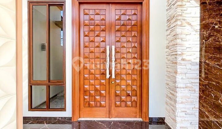 For Sale Rumah Brand New Tropical Siap Huni Lokasi Strategis Area Pesanggrahanjakarta Selatan 2