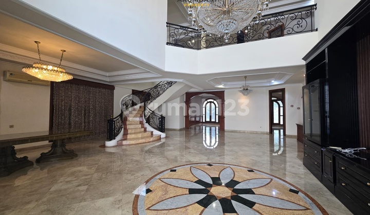 For Rent Beautiful Luxury Semi-Furnished House Near Senayan and Pakubuwono and Near School and Near Kebayoran Baru and Near Sudirman Strategic Location in Permata Hijau Area South Jakarta For Rent Beautiful Luxury Semi-Furnished House Near Senayan and Pakubuwono and Near School and Near Kebayoran Baru and Near Sudirman Strategic Location in Permata Hijau Area South Jakarta