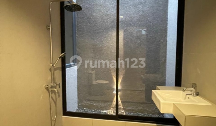 Dijual Cepat Rumah Baru Harga Murah 4 M An Dekat Sekolah Internasional Dan Dekat Mampang Dan Kuningan Area Kemang Jakarta Selatan 2