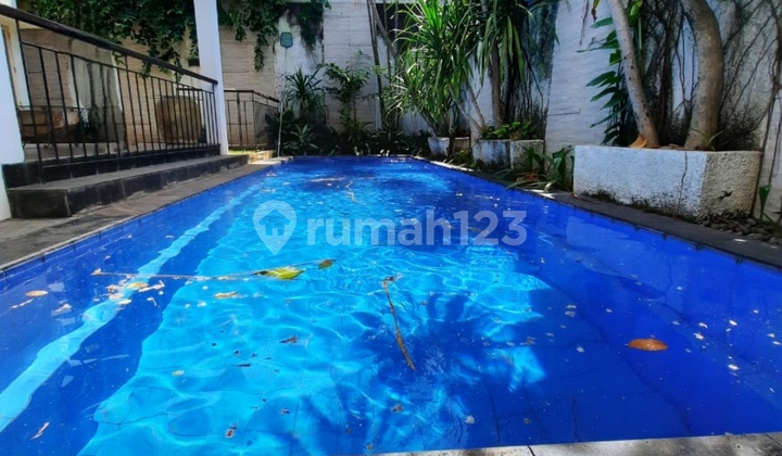 For Rent Beautiful Green Single-Story House Furnished Suitable for Office and Residence Near International School and Culinary Area Kemang Cipete South Jakarta