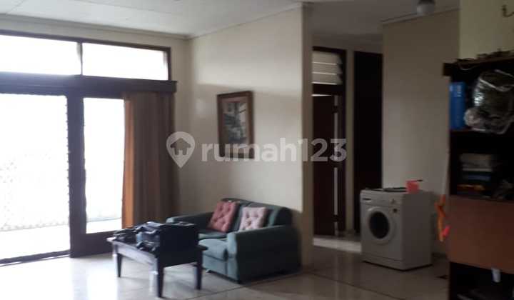 Dijual Rumah Lama Harga Murah Dibawah NJOP bisa Buat Gedung Kantor atau Hotel atau Kost atau Cafe atau Restoran atau Rumah atau Klinik atau Ruko atau Dealer Mobil atau Motor atau Ruko atau Multifungsi Area Komersial Lokasi Hj Nawi Cipete Dekat Pondok Inda