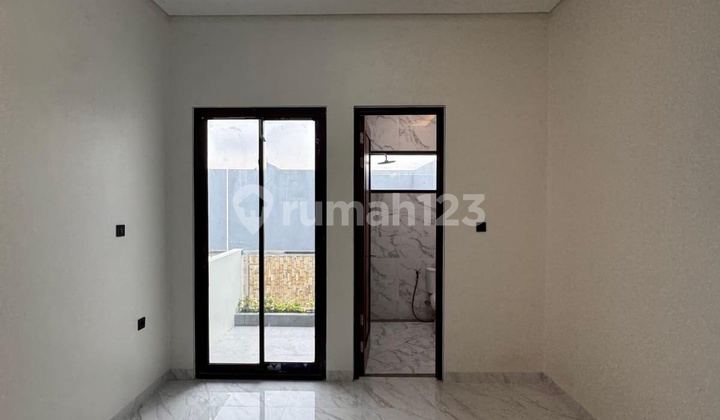 For Sale Brand New House, Strategic Location Near Pondok Indah, Gandaria, and Pakubuwono, and Close to Culinary Area Radio Dalam, South Jakarta. 2
