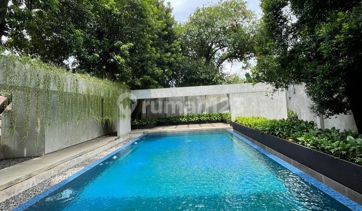 Disewakan Rumah Mewah Siap Huni Dekat Sekolah Internasional Dan Perkantoran Dan Kuliner Dekat Kemang Ampera Jakarta Selatan