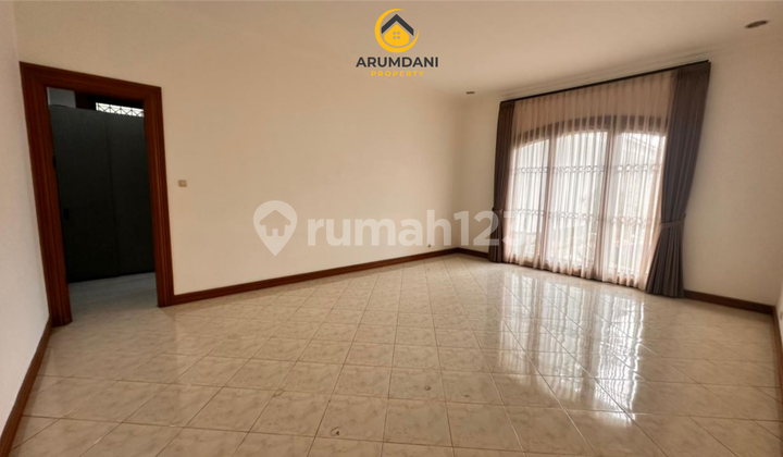 For Rent: House suitable for Office and Residence, Strategic Location near International School and Office Buildings, close to Kemang and Ampera Raya, and Tb Simatupang area, Kemang Ampera, South Jakarta.