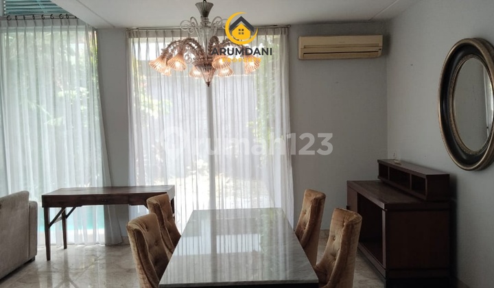 For Rent Beautiful Tropical Bali-Themed House in a Strategic Location Near the French International School and MRT, Within a Compound Area in Cipete, South Jakarta For Rent Beautiful Tropical Bali-Themed House in a Strategic Location Near the French International School and MRT, Within a Compound Area in Cipete, South Jakarta