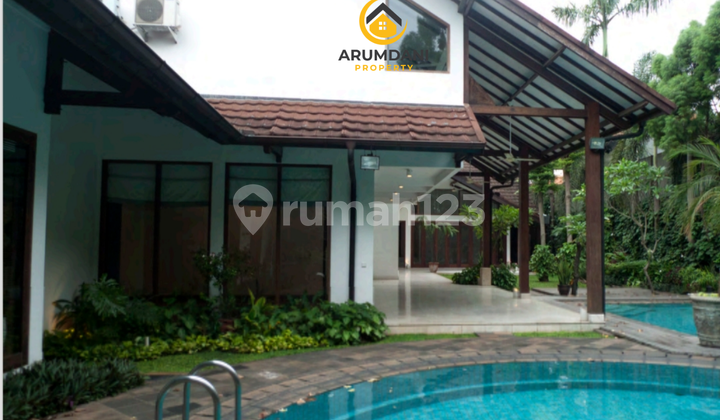 Dijual Rumah Cantik Asri Nuansa Villa Tanah Luas Lokasi Strategis Dekat Sekolah Internasional Dan Kemang Raya Area Kemang Jakarta Selatan 1