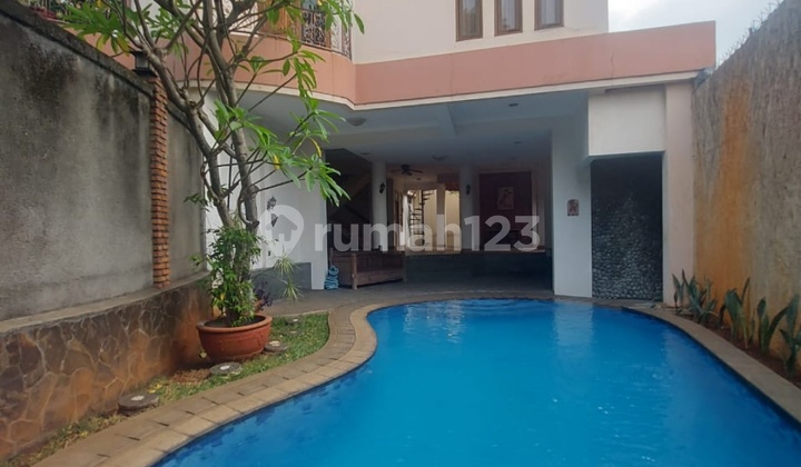 Dijual Cepat Rumah Harga Murah Tanah Luas Area Kemang Jakarta Selatan