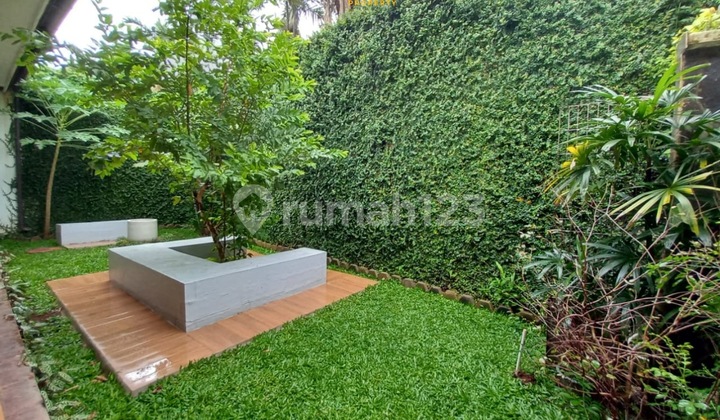 Disewakan Rumah Murah bisa Kantor atau Tk atau Tempat Tinggal Harga Murah Lokasi Strategis Dekat Kemang Raya Jakarta Selatan