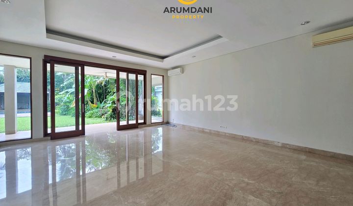 For Rent Beautiful Serene House Luxury Building Double Gate Door Near French International School and MRT and Culinary Area Cipete South Jakarta 2