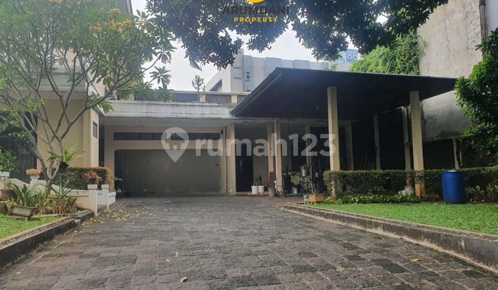Dijual Rumah Lama Harga Murah Dibawah NJOP bisa Buat Gedung Kantor atau Hotel atau Kost atau Cafe atau Restoran atau Rumah atau Klinik atau Ruko atau Dealer Mobil atau Motor atau Ruko atau Multifungsi Area Komersial Lokasi Hj Nawi Cipete Dekat Pondok Inda