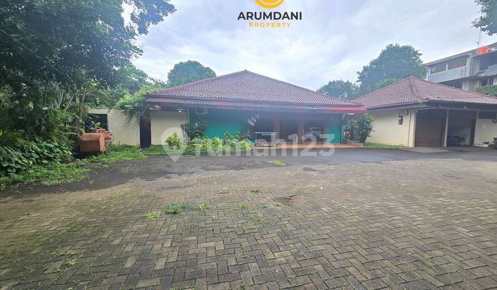 Dijual Cepat Rumah Hitung Tanah Lokasi Strategis Dekat Sekolah Internasional bisa Townhouse atau Tempat Tinggal atau Klinik atau Kantor Area Kemang Jakarta Selatan Dijual Cepat Rumah Hitung Tanah Lokasi Strategis Dekat Sekolah Internasional bisa Townhouse atau Tempat Tinggal atau Klinik atau Kantor Area Kemang Jakarta Selatan