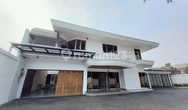 Dijual Cepat Rumah Mewah Tanah Luas Area Kemang Jakarta Selatan