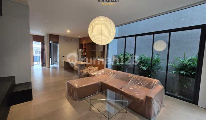 Dijual Rumah Baru Furnish Lokasi Strategis Dekat Cipete Kemang Area Kemang Jakarta Selatan 1