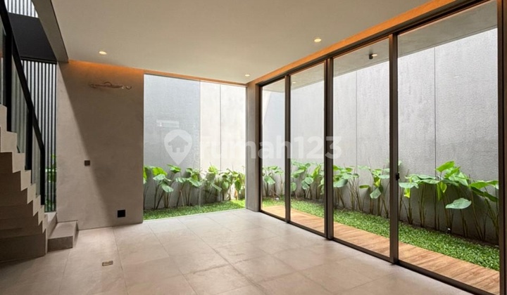 For Sale New House Ready to Occupied Price 3 Billion Strategic Location Joglo Area West Jakarta 2