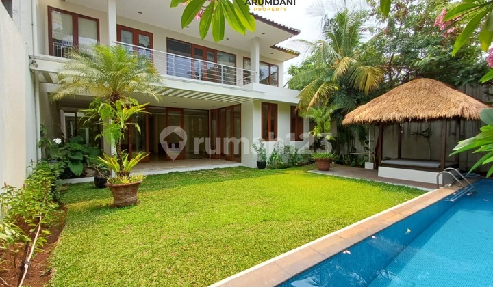 Disewakan Rumah Modern Siap Huni Lokasi Asri Dan Nyaman Tenang Dekat Sekolah Internasional Dan Dekat Kemang Raya Dan Dekat Kuningan Dan Kebayoran Baru Area Kemang Jakarta Selatan 1
