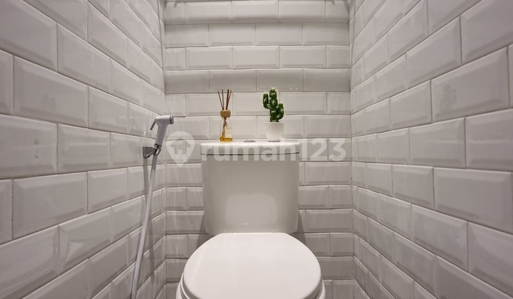 Dijual Kost 97 Kamar Terisi Full Jarang Ada Kost Investasi Menguntungkan Di Gading Serpong Dekat Kampus & Mall Dekat Dgn 2 Kampus (umn & Universitas Pradita) Dekat Mall Summarecon Serpong Area Gading Serpong Tangerang  2