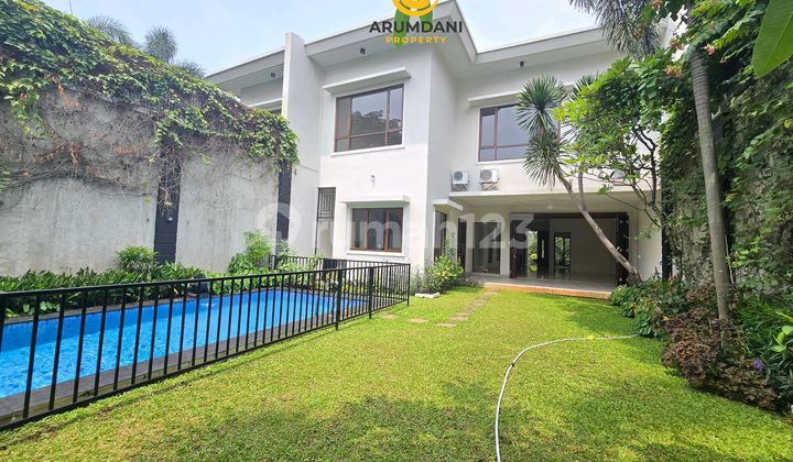 For Rent: Modern Minimalist House in a Compound, Location Near International School and Kemang Raya Area, Kemang, South Jakarta For Rent: Modern Minimalist House in a Compound, Location Near International School and Kemang Raya Area, Kemang, South Jakarta