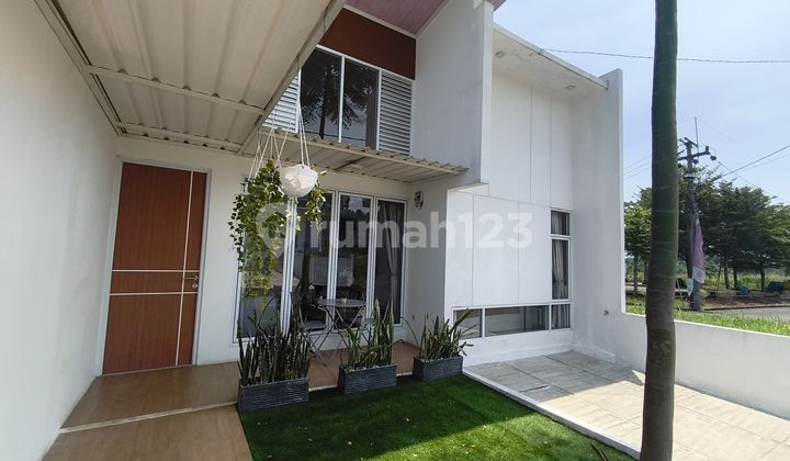 Dream Home in a Strategic Location, Clean Water, No Flooding Dream Home in a Strategic Location, Clean Water, No Flooding