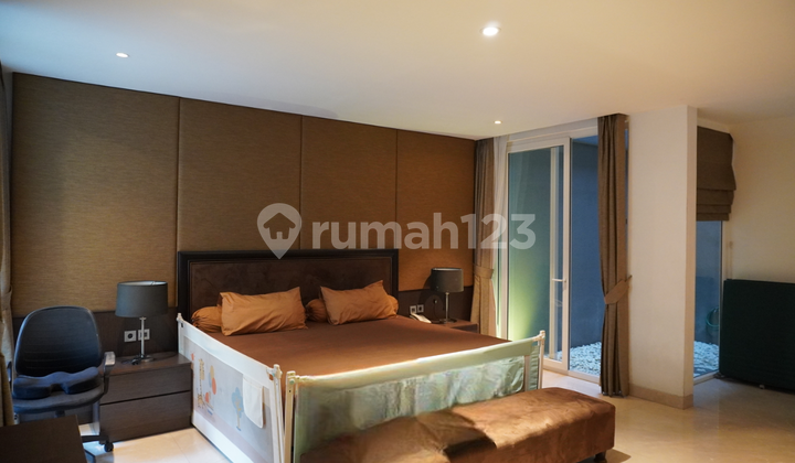 For sale luxury villa house, Gading Indah, Kelapa Gading, North Jakarta.