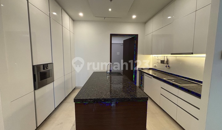 Dijual Unit Apartemen Siap Huni 3+1br Di Anandamaya Residence. Jendral Sudirman. Jakarta Pusat
