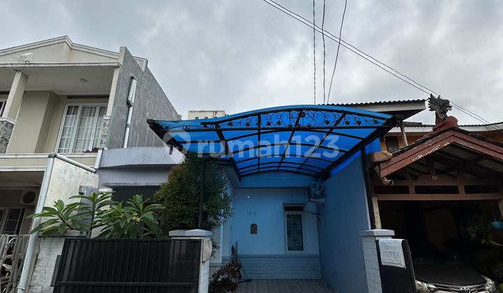 3-Story House in Paradise Serpong City – Strategic, Comfortable, and Move-In Ready!
