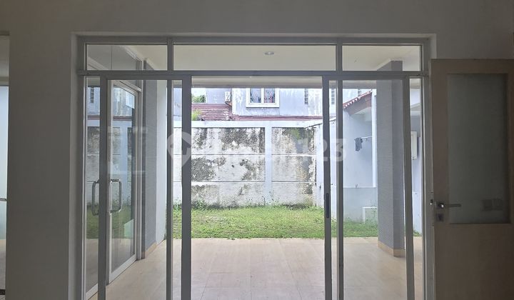 Disewakan Rumah Semi Furnish 2 Lantai di BSD Puspita Loka 2