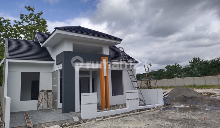 Rumah Elit Tengah Kota Wonosari