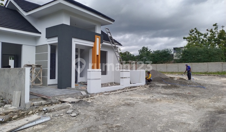 Rumah Elit Tengah Kota Wonosari