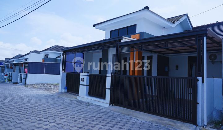 Rumah Modern Lengkap Fasilitas dan Aman Legalitas Rumah Modern Lengkap Fasilitas dan Aman Legalitas