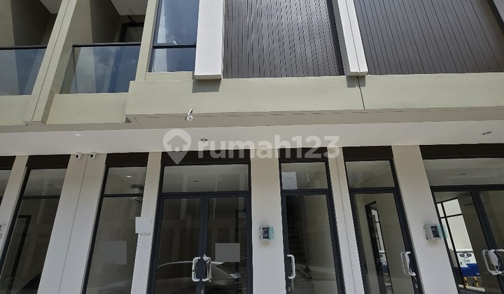 Disewakan Ruko Super Rapih Bersih Termurah