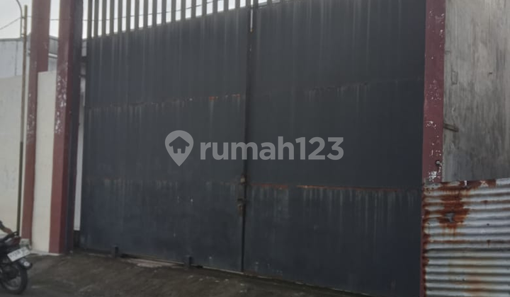 Sia Pakai Warehouse Strategic Location in Sumengko, Wringinanom, Gresik Sia Pakai Warehouse Strategic Location in Sumengko, Wringinanom, Gresik