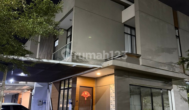 For Sale Pik2 8x15 Corner House. 2