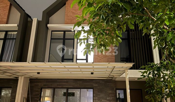 For Sale PIK 2 House 8x10