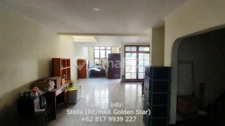 For Sale: House on Jl Asia Baru, Duri Kepa, Kebon Jeruk District, West Jakarta.