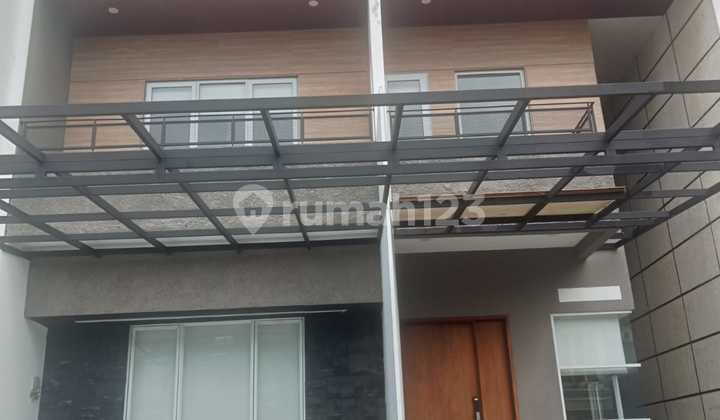 2-Story House in Onyx Cluster, Alam Sutera, South Tangerang