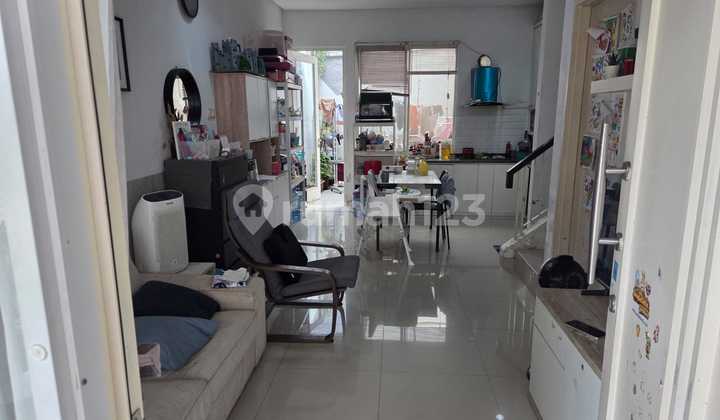 Rumah Semi Furnish 2 Lantai di Residence One BSD, Tangerang Selatan 2