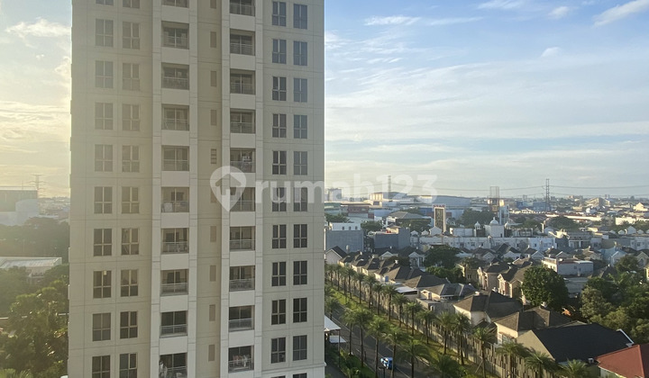 Apartemen Midtown Signature 2 BR View Pool & Mall Summarecon