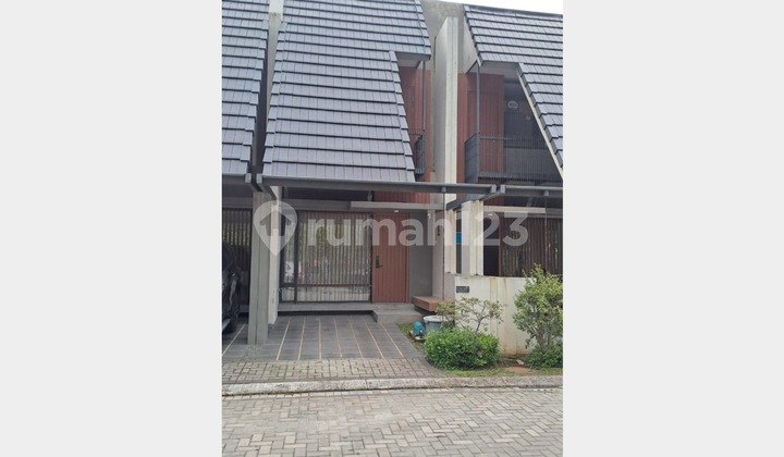 Ready-to-Live Fully Furnished House in Fleekhauz Cluster, South Tangerang
