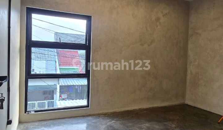 Rumah 2 Lantai di Nusaloka BSD, Tangerang Selatan 2