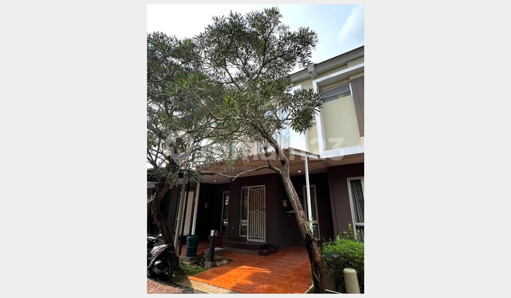 2-Story House in Semi Furnish in Malibu Village Gading Serpong, Tangerang