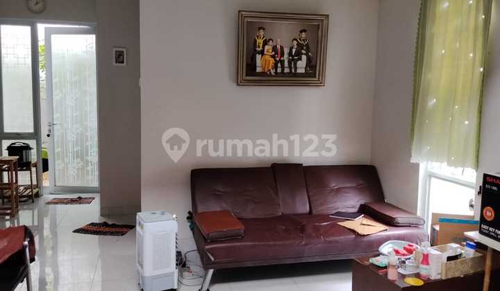 Rumah Siap Huni 3 BR di Paramount Petal, Tangerang
