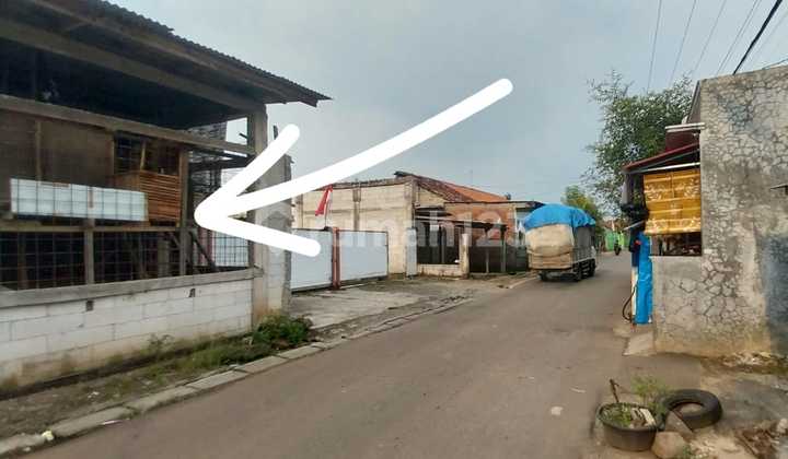 LAND 733M² WITH HOUSE BONUS NEAR SUMMARECON & NAROGONG TOLL ROAD