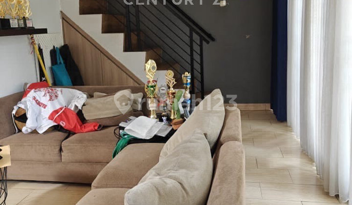 Rumah Siap Huni  Pinggir Jln  Dkt Sekolah Mentari Bintaro 2